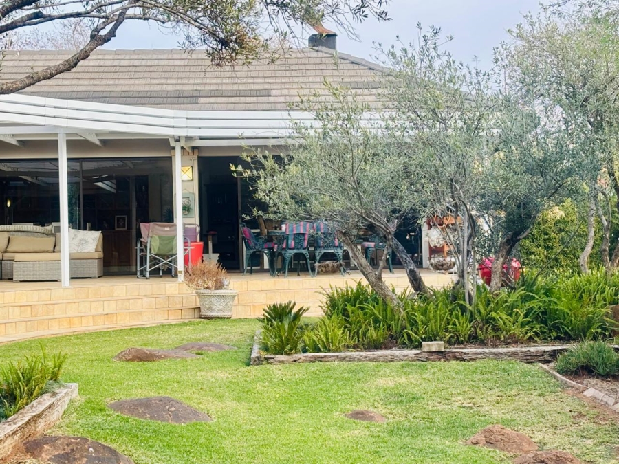 3 Bedroom Property for Sale in Vredenhof Sh Free State
